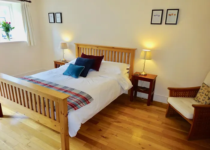 Glanhenwye Courtyard Cottages